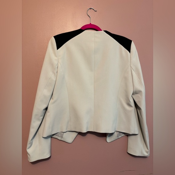 Nine West Blazer- size 8 - Picture 4 of 6